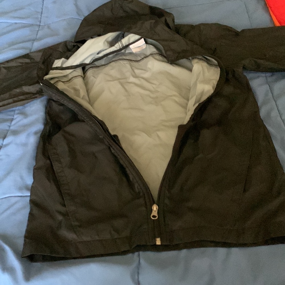 Columbia rain jacket - Picture 6 of 8